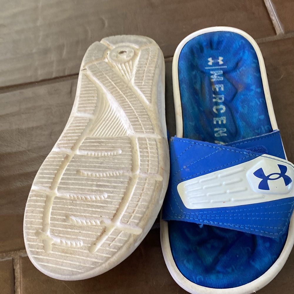 under armor - Picture 2 of 4